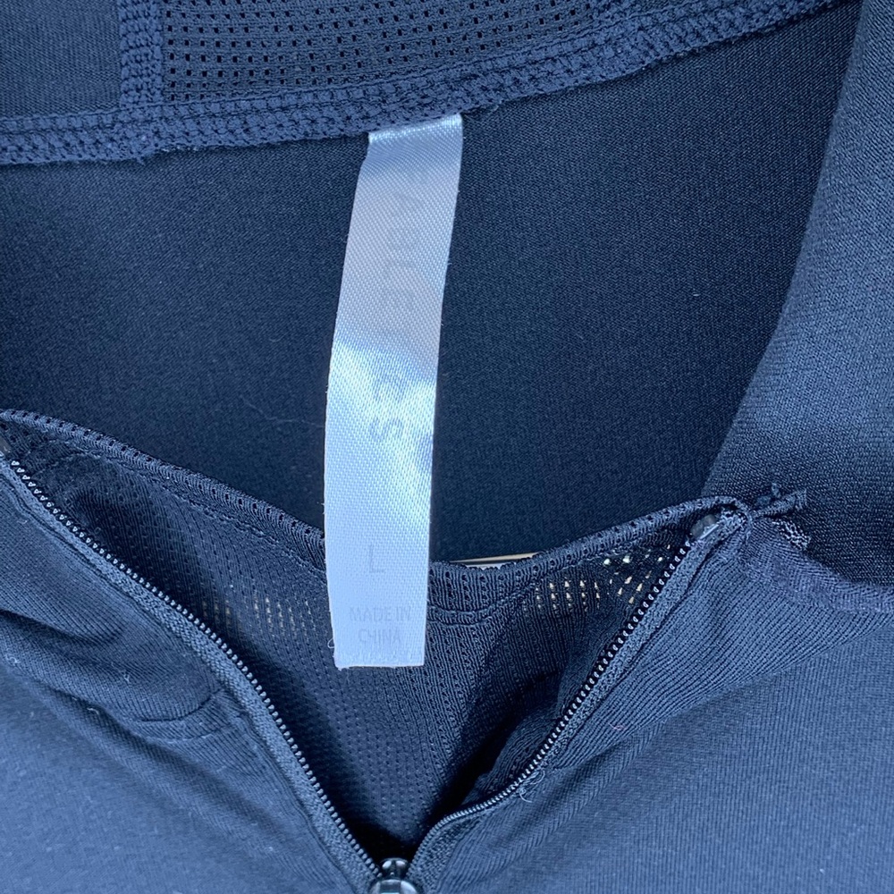 Fabletics Pullover With Hood Size Large - image 4